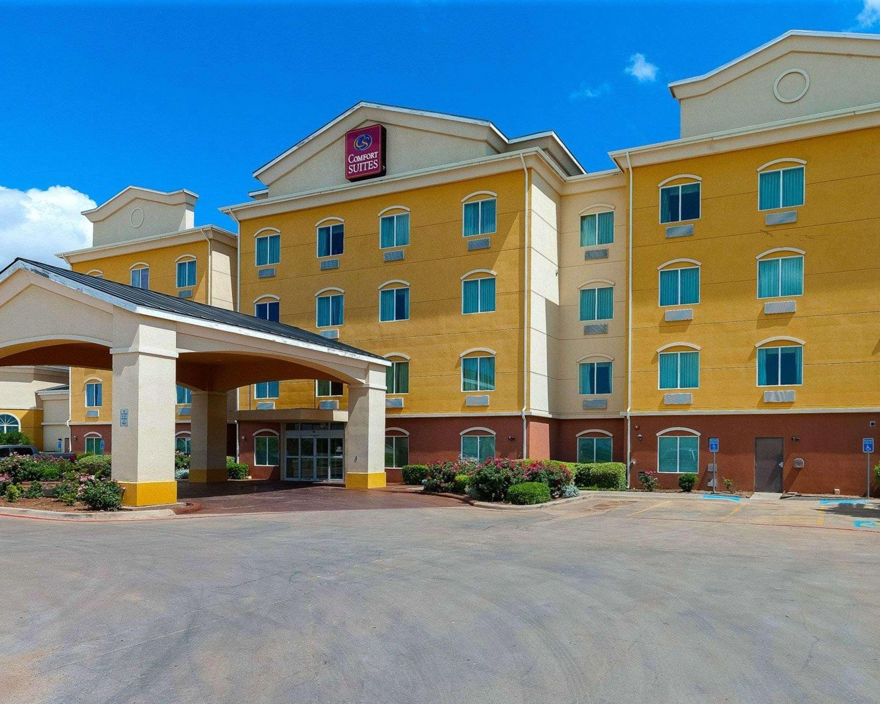 Comfort Suites University Abilene Exterior photo